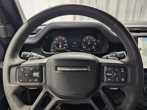 Used 2023 Land Rover Defender 110 V8 AWD/4WD image 22