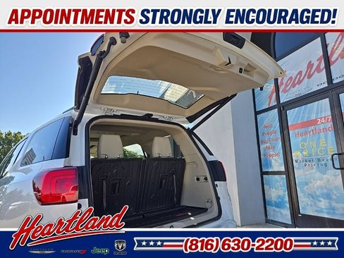 Used 2019 GMC Acadia Denali AWD/4WD image 96