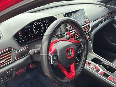 Used 2021 Honda Accord Sport image 10