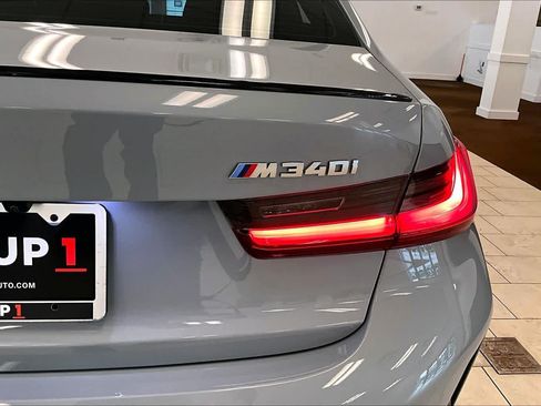 Used 2026 BMW M340i w/ Premium Package RWD image 28
