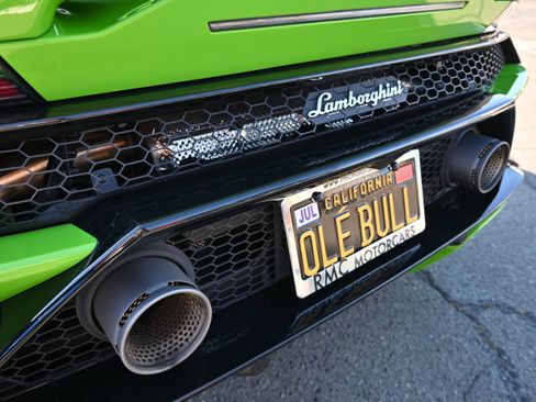 Used 2021 Lamborghini Huracan EVO RWD image 43