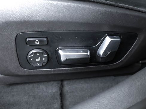 Used 2022 BMW X4 M w/ Competition Package image 22