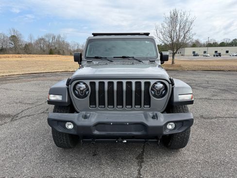 Used 2020 Jeep Wrangler Unlimited Sport image 8