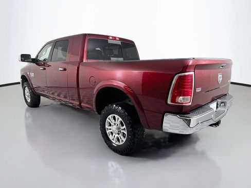 Used 2017 RAM 2500 Laramie AWD/4WD image 3