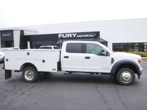 Used 2019 Ford F550 4x4 Crew Cab Super Duty w/ XLT Value Package image 1