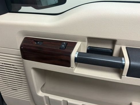 Used 2008 Ford F250 XL RWD image 16