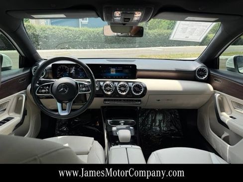 Used 2022 Mercedes-Benz A 220 4MATIC image 16