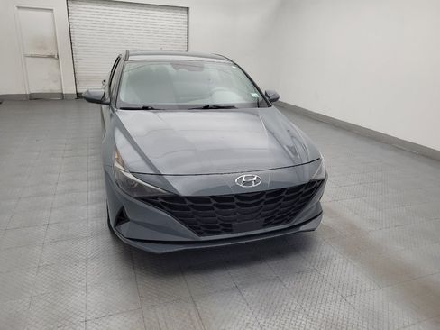 Used 2021 Hyundai Elantra SEL w/ Convenience Package FWD image 14