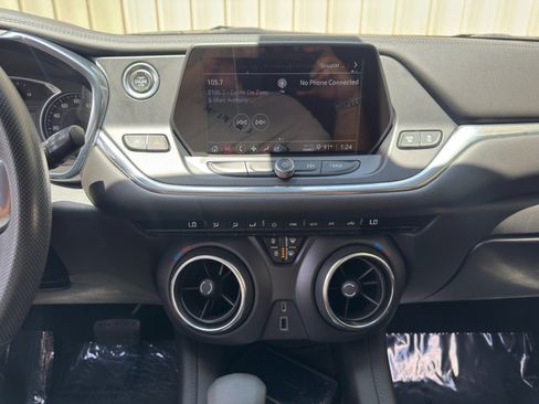 Used 2021 Chevrolet Blazer LT FWD image 22