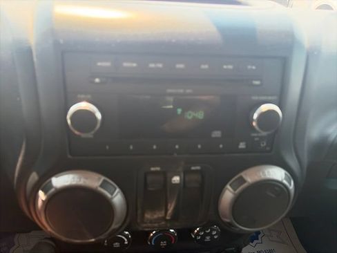 Used 2011 Jeep Wrangler Sport AWD/4WD image 16