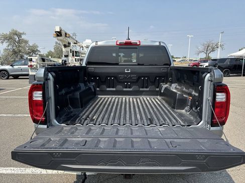 Used 2025 GMC Canyon Elevation w/ Convenience Package AWD/4WD image 29