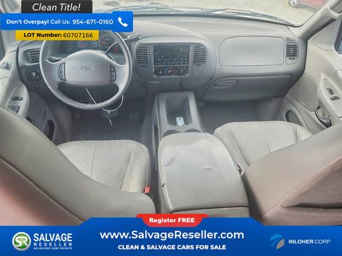Used 2002 Ford Expedition XLT RWD image 11