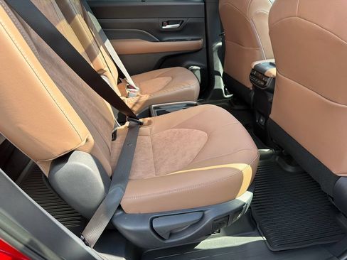 New 2026 Toyota Grand Highlander AWD Hybrid image 26