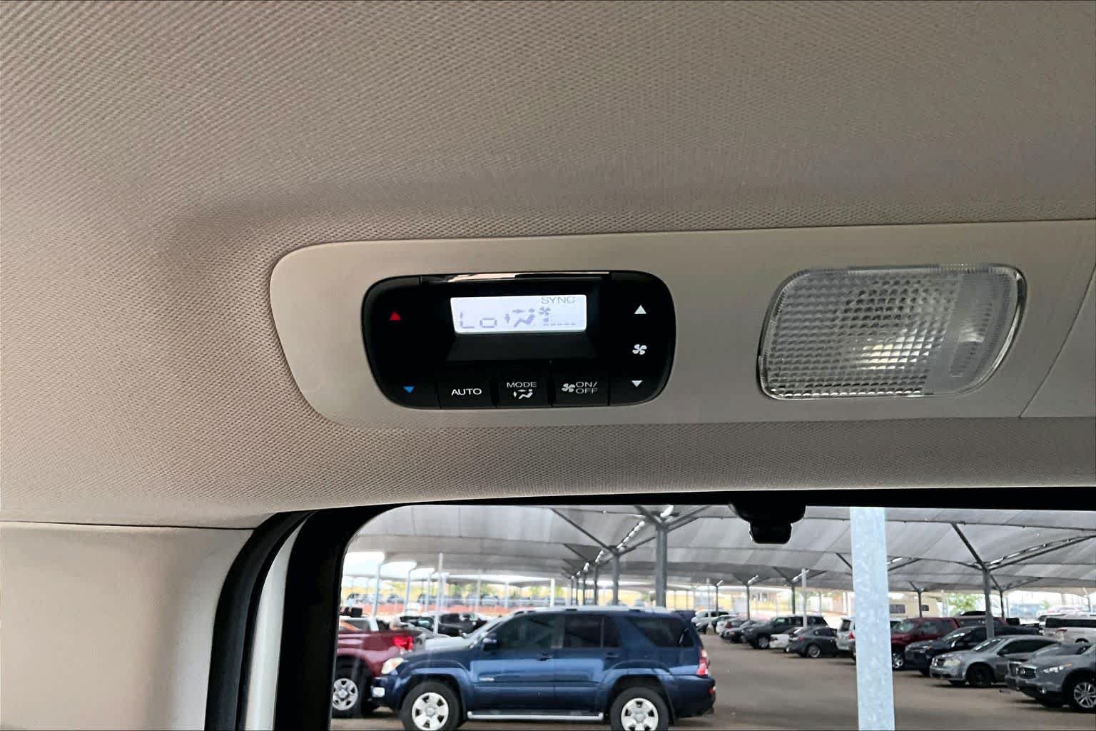 Used 2017 Honda Odyssey EX-L image 35