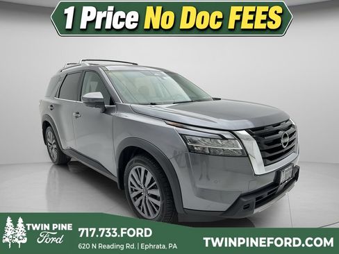Used 2023 Nissan Pathfinder SL w/ SL Premium Package AWD/4WD image 1