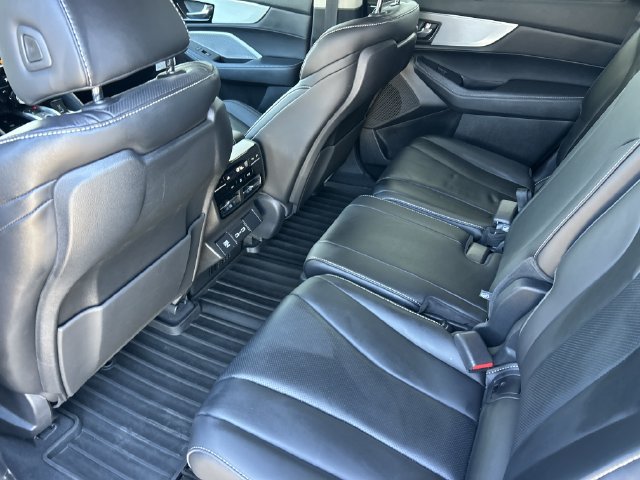 Certified 2024 Acura MDX w/ Technology Package AWD/4WD image 32
