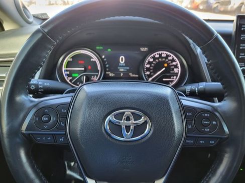 Used 2024 Toyota Camry XSE w/ Navigation Package image 19