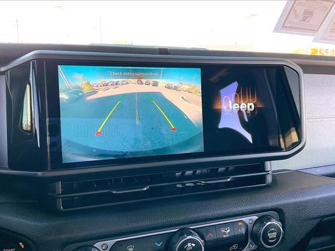 Used 2024 Jeep Wrangler Sport S image 20