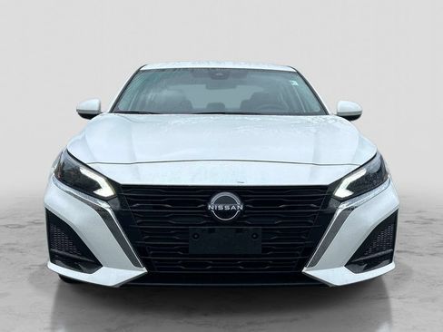 Certified 2023 Nissan Altima 2.5 SV AWD/4WD image 8