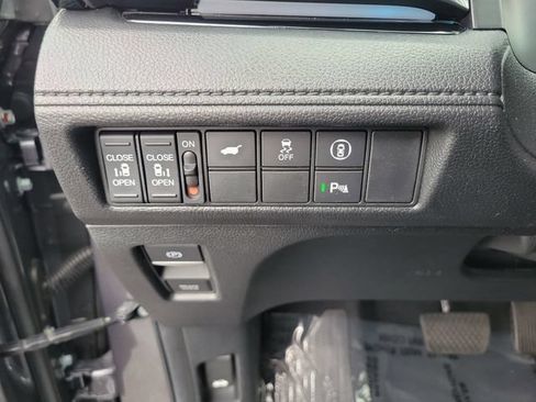 Certified 2024 Honda Odyssey Elite image 23
