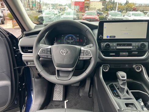 New 2026 Toyota Grand Highlander AWD Hybrid image 21