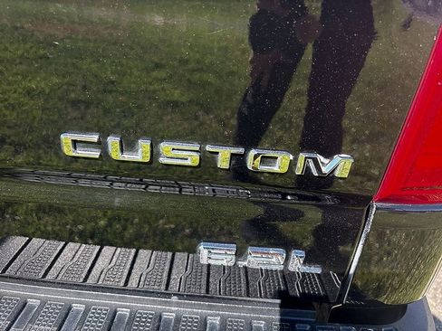 Used 2022 Chevrolet Silverado 1500 Custom Trail Boss AWD/4WD image 10