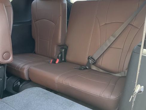 Used 2018 Buick Enclave Avenir w/ Trailering Package AWD/4WD image 11