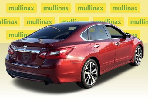 Used 2016 Nissan Altima 2.5 SR image 4