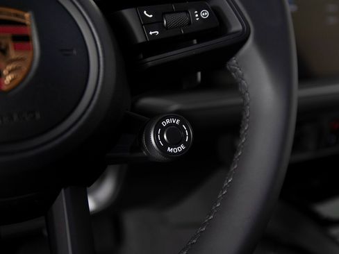 New 2026 Porsche Cayenne E-Hybrid Coupe image 21