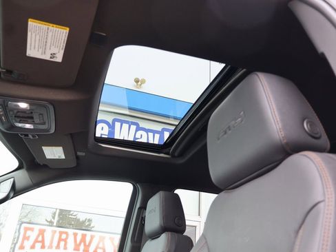 New 2026 GMC Sierra 1500 AT4 w/ AT4 Premium Package image 25