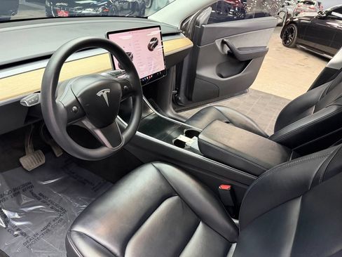 Used 2020 Tesla Model Y Long Range AWD/4WD image 28