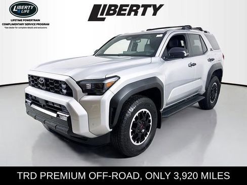 Used 2025 Toyota 4Runner TRD Off-Road Premium image 3