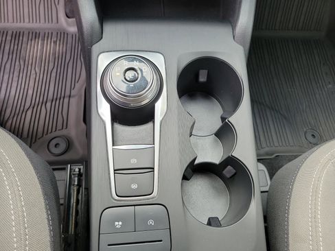 Certified 2020 Ford Escape SE image 21