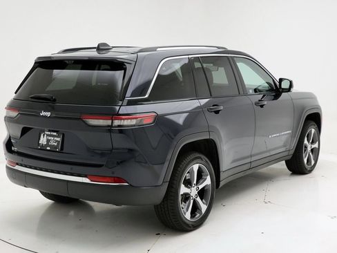 Used 2023 Jeep Grand Cherokee 4WD 4xe w/ Luxury Tech Group II image 8