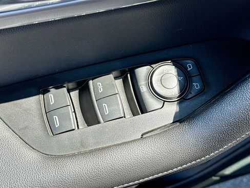 Used 2022 Chevrolet Blazer LT w/ Midnight/Sport Edition image 15