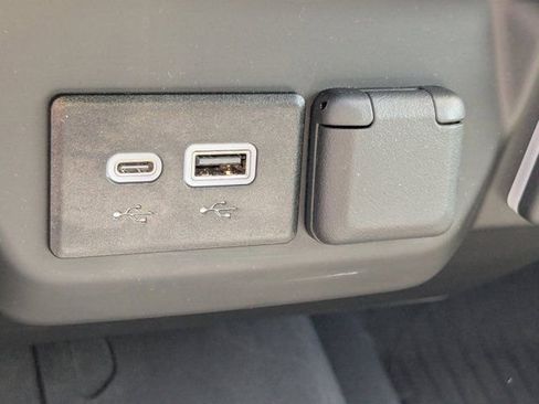 Used 2025 Chevrolet Silverado 1500 Custom Trail Boss w/ LPO, Dark Essentials Package image 23