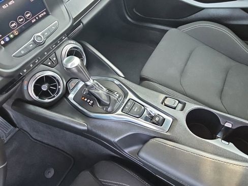 Used 2020 Chevrolet Camaro LT RWD image 17