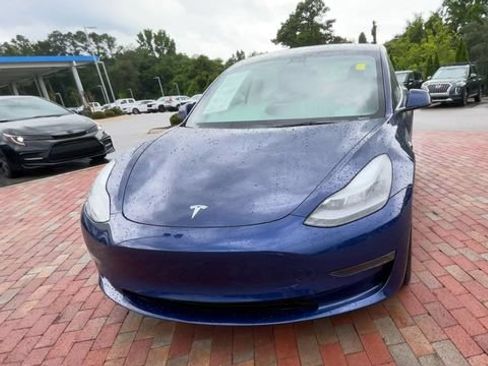 Used 2023 Tesla Model 3 Standard Range RWD image 4
