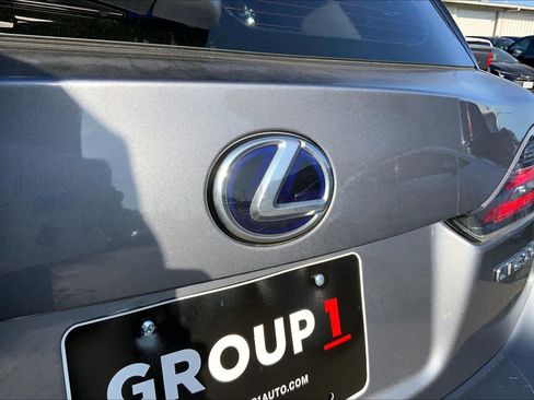 Used 2015 Lexus CT 200h Hybrid image 29