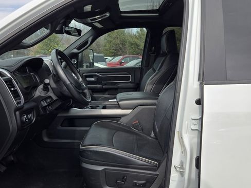 Used 2024 RAM 2500 Laramie w/ Night Edition image 13