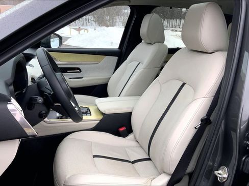 Used 2024 MAZDA CX-90 3.3 Turbo S w/ Premium Plus image 9