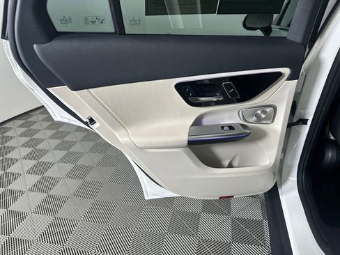 Certified 2026 Mercedes-Benz GLC 300 image 24