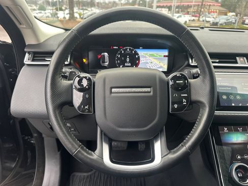 Used 2019 Land Rover Range Rover Velar S image 24