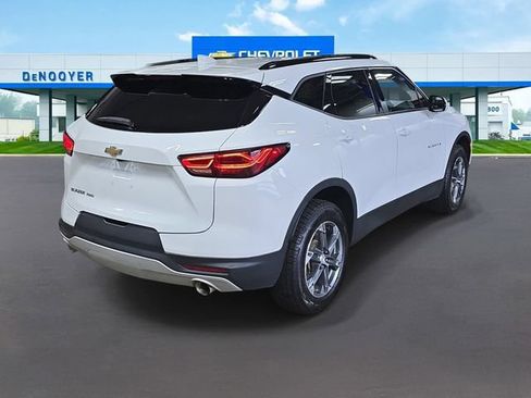 Used 2024 Chevrolet Blazer LT w/ Convenience Package AWD/4WD image 10