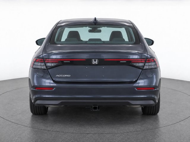 Used 2023 Honda Accord LX image 7