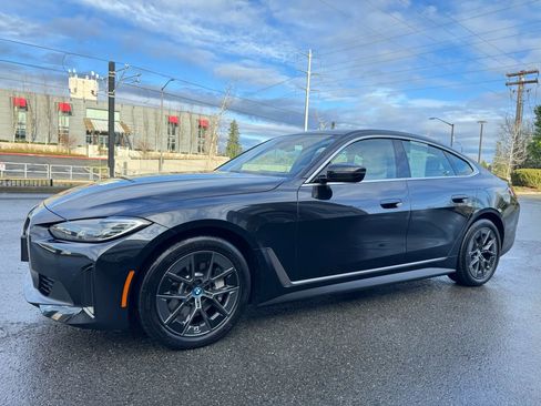 Used 2023 BMW i4 eDrive40 image 5