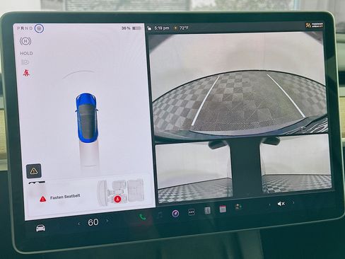 Used 2022 Tesla Model 3 Standard Range image 22