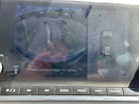 Used 2023 Mitsubishi Outlander SEL image 25