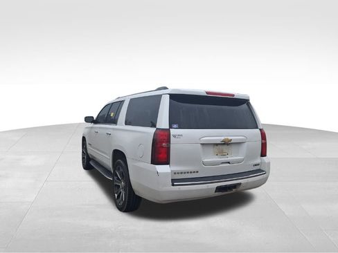 Used 2017 Chevrolet Suburban Premier image 15