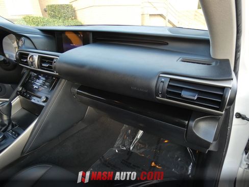 Used 2017 Lexus IS 200t RWD image 32